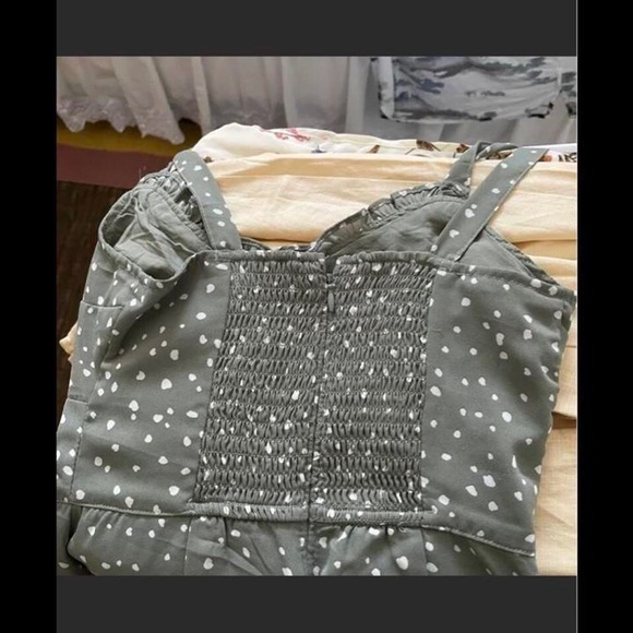 Abercrombie midi ruffle slit dress - Picture 4 of 4